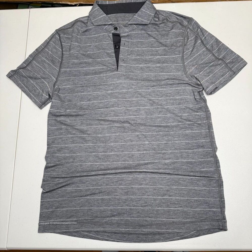 Lululemon Mens Gray Striped Short sleeve POLO Size M 004